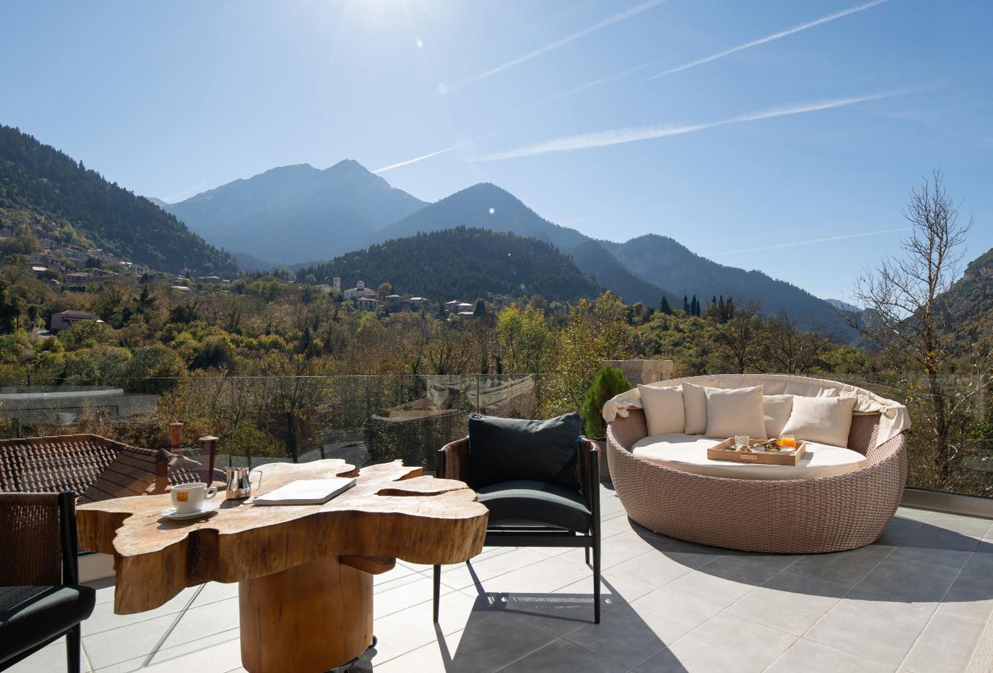 Evora Luxury Suites Mega Chorio Exterior photo